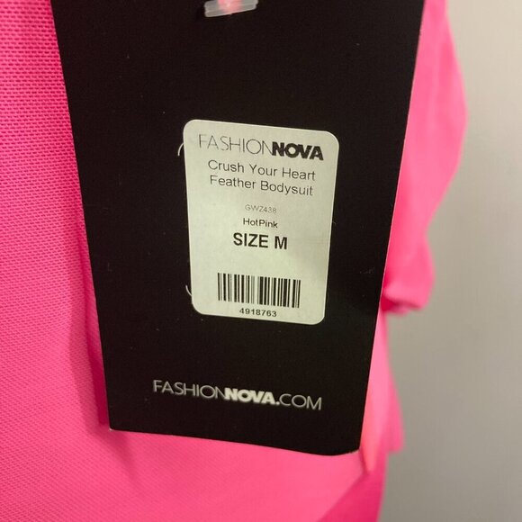 Fashion Nova Feather Bodysuit, NWT, Size M - Picture 8 of 12